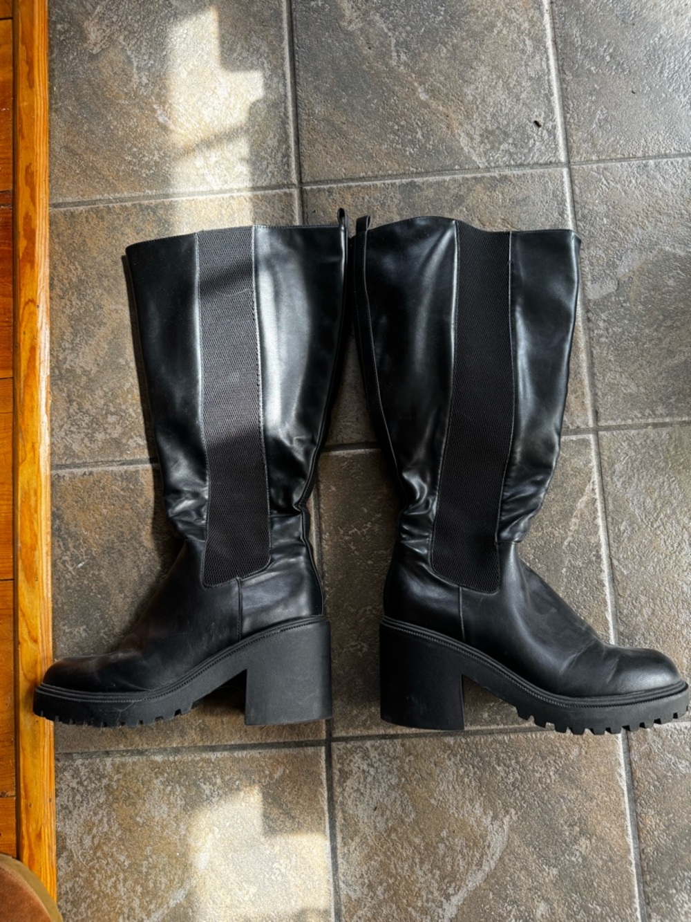 TORRID Classic Black Chunky Heel Knee-High Boots - Women